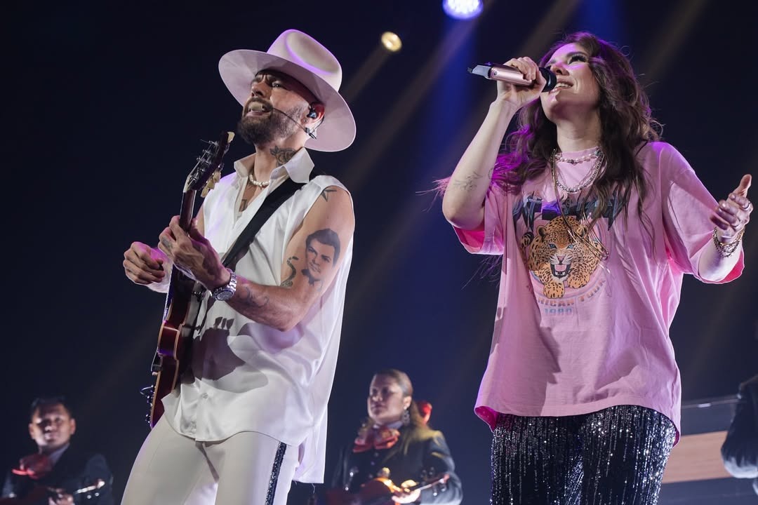 Jesse y Joy en concierto 15
