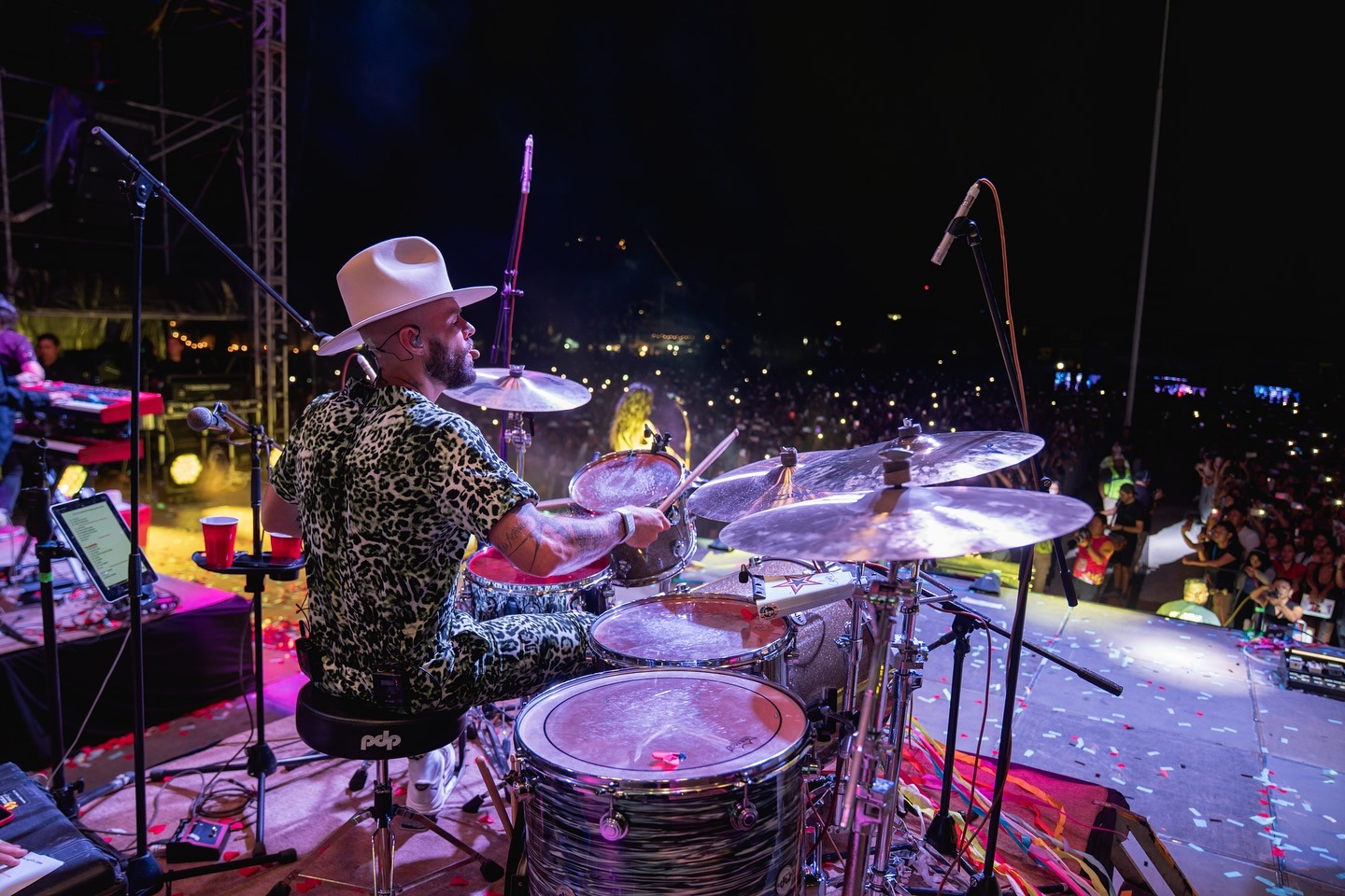 Jesse y Joy en concierto 9